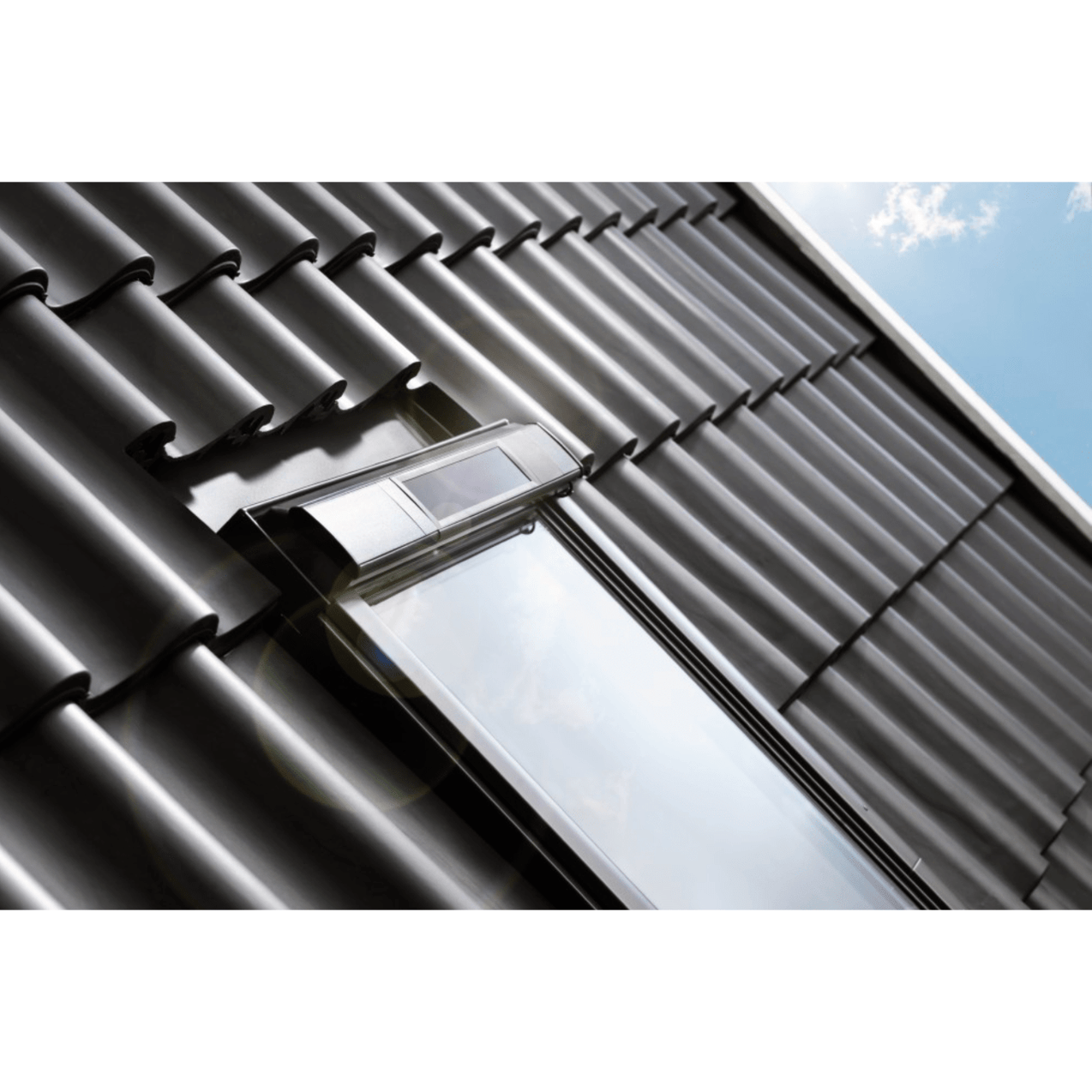 Velux Solar-Außenrollladen SSL - Dunkelgrau & Variable Größen | Funk ...